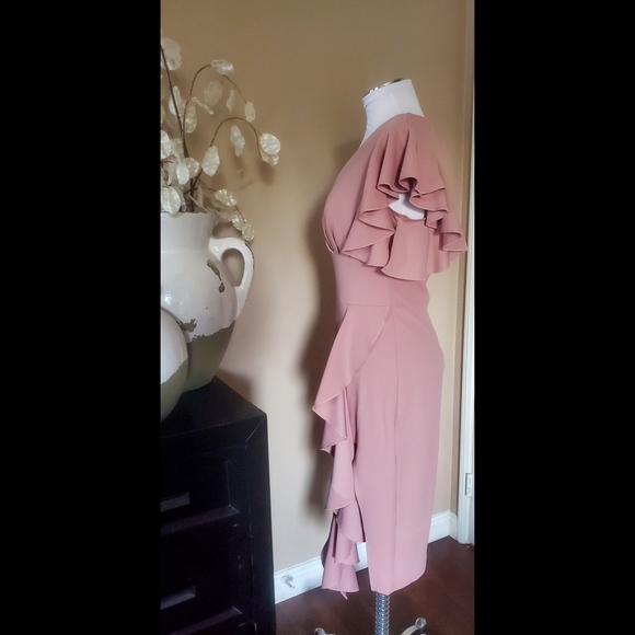 Soft Mauve Ruffle Detail Dress - Picture 2 of 3